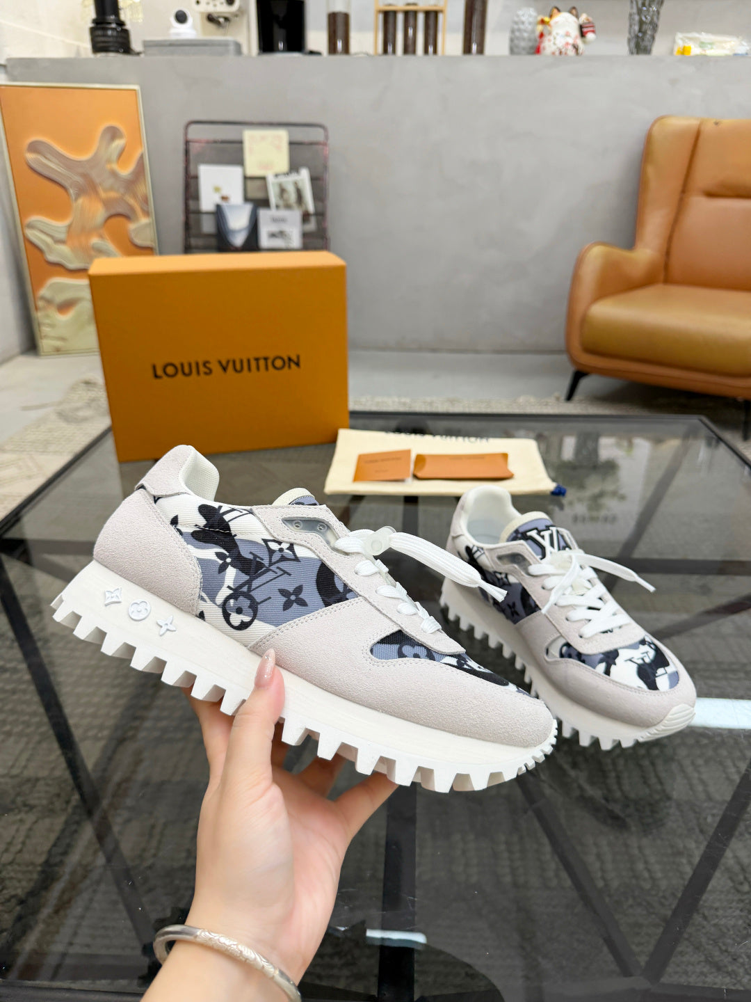 Повсякденні туфлі з натуральної замші та текстилю Louis Vuitton
