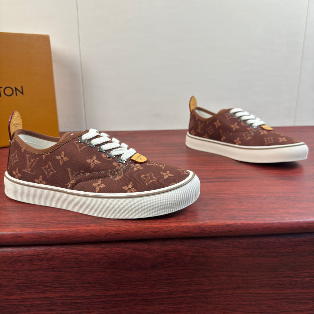 Кеди з натуральної шкіри та текстилю Louis Vuitton LAGOON — кавові
