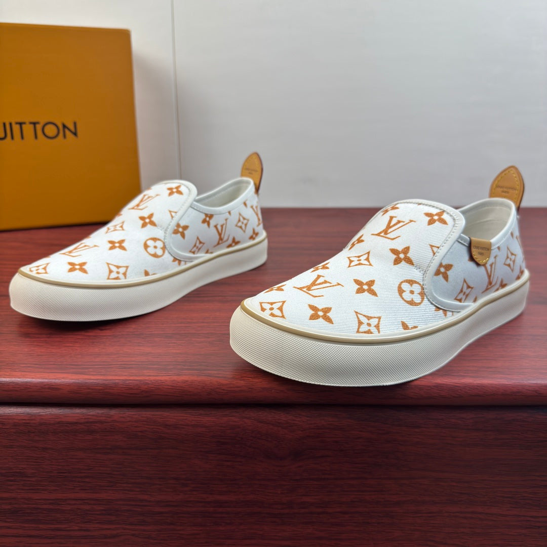 Сліпони з натуральної шкіри та текстилю Louis Vuitton LAGOON — білі