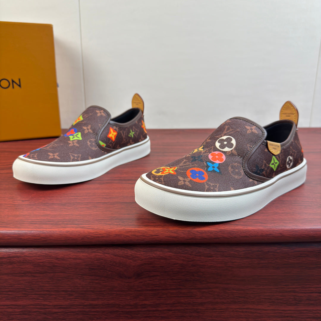 Сліпони з натуральної шкіри та текстилю Louis Vuitton LAGOON — кавові