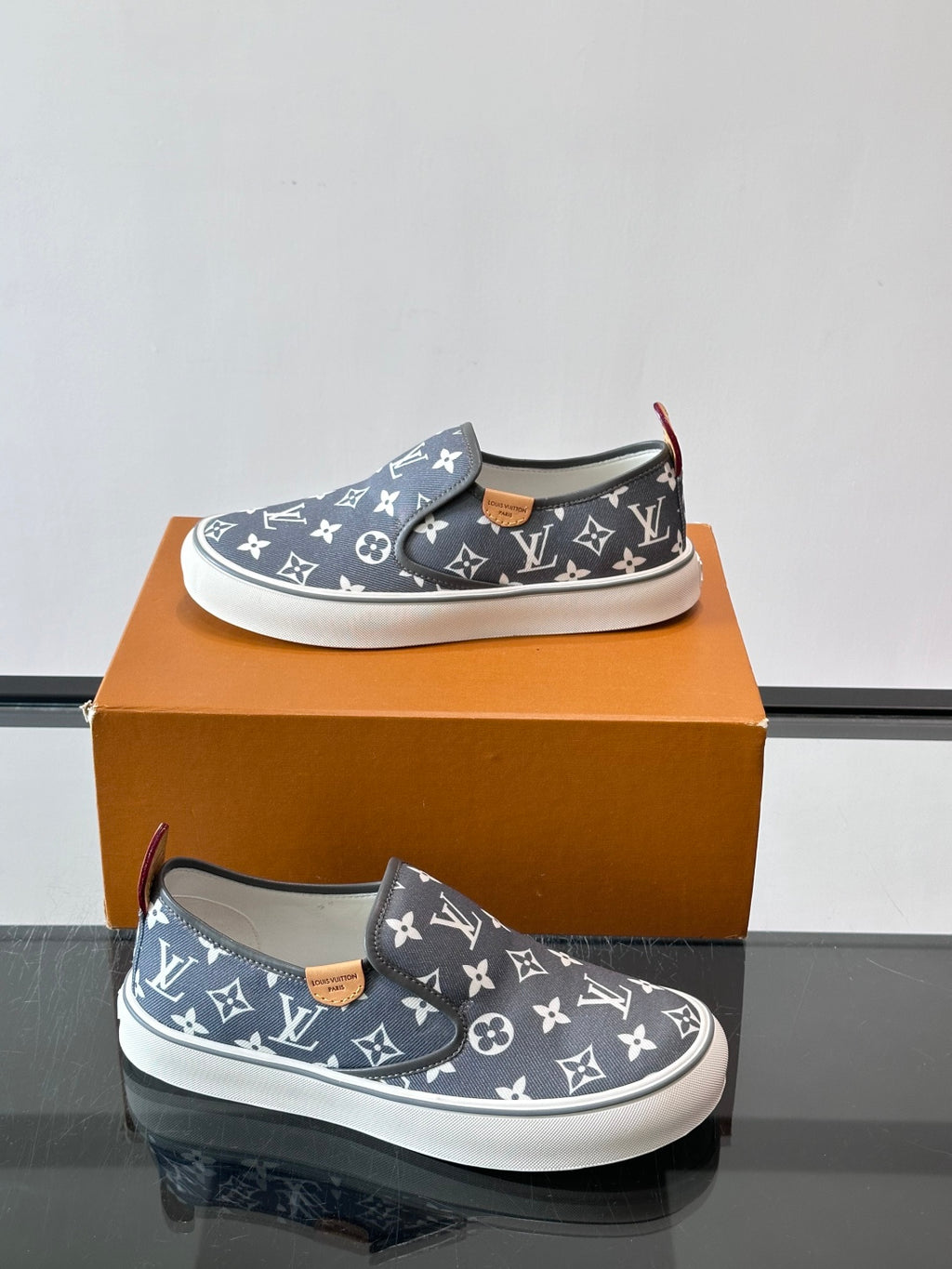 Сліпони з текстилю Louis Vuitton × Vans