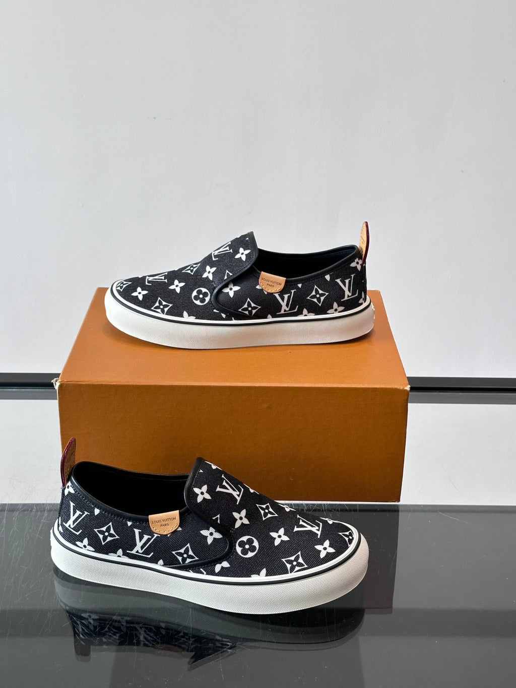 Сліпони з текстилю Louis Vuitton × Vans