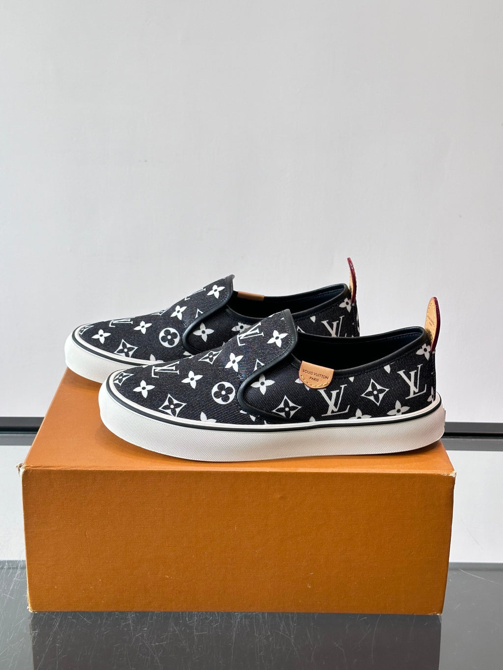 Сліпони з текстилю Louis Vuitton × Vans