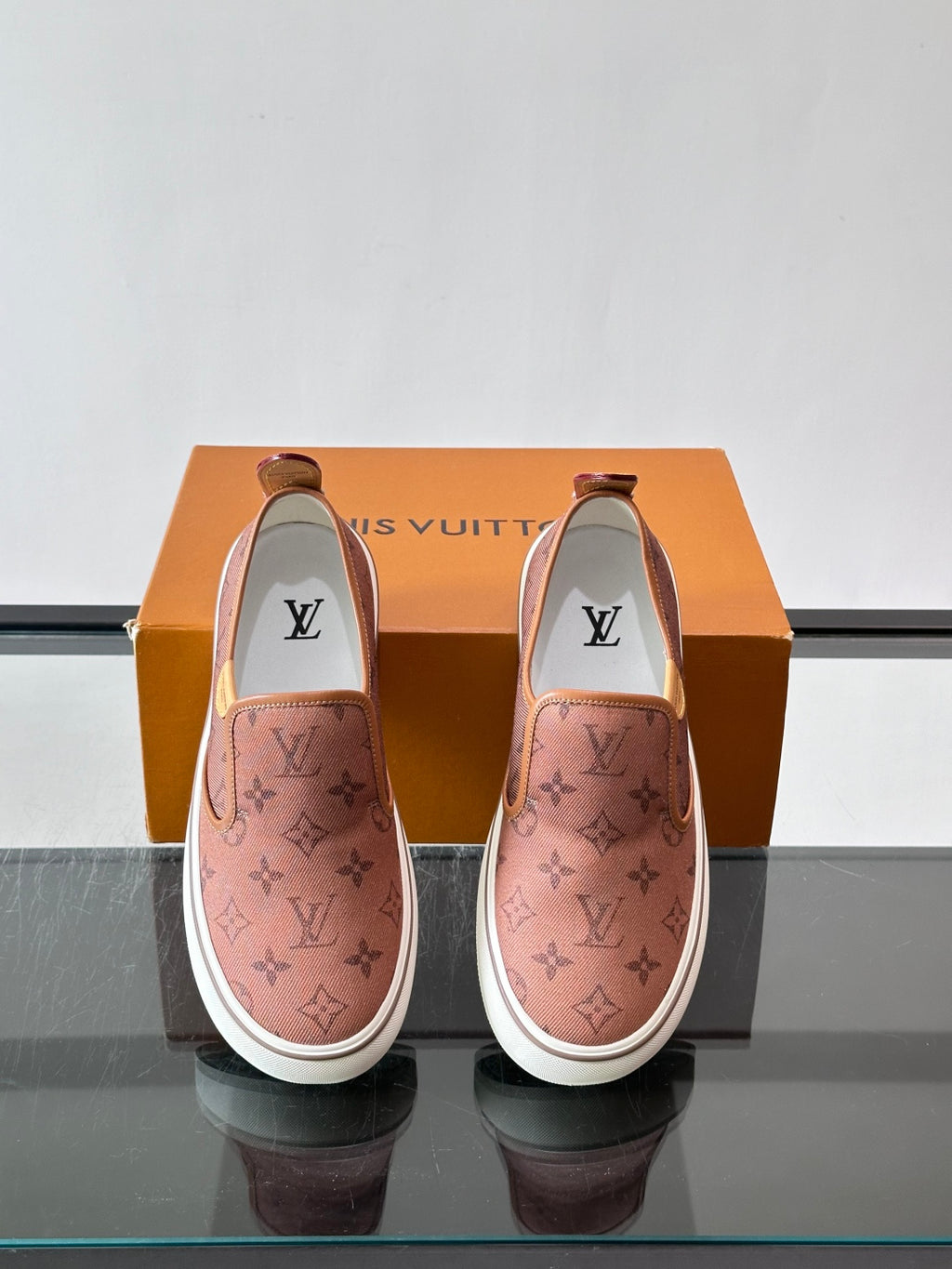 Сліпони з текстилю Louis Vuitton × Vans
