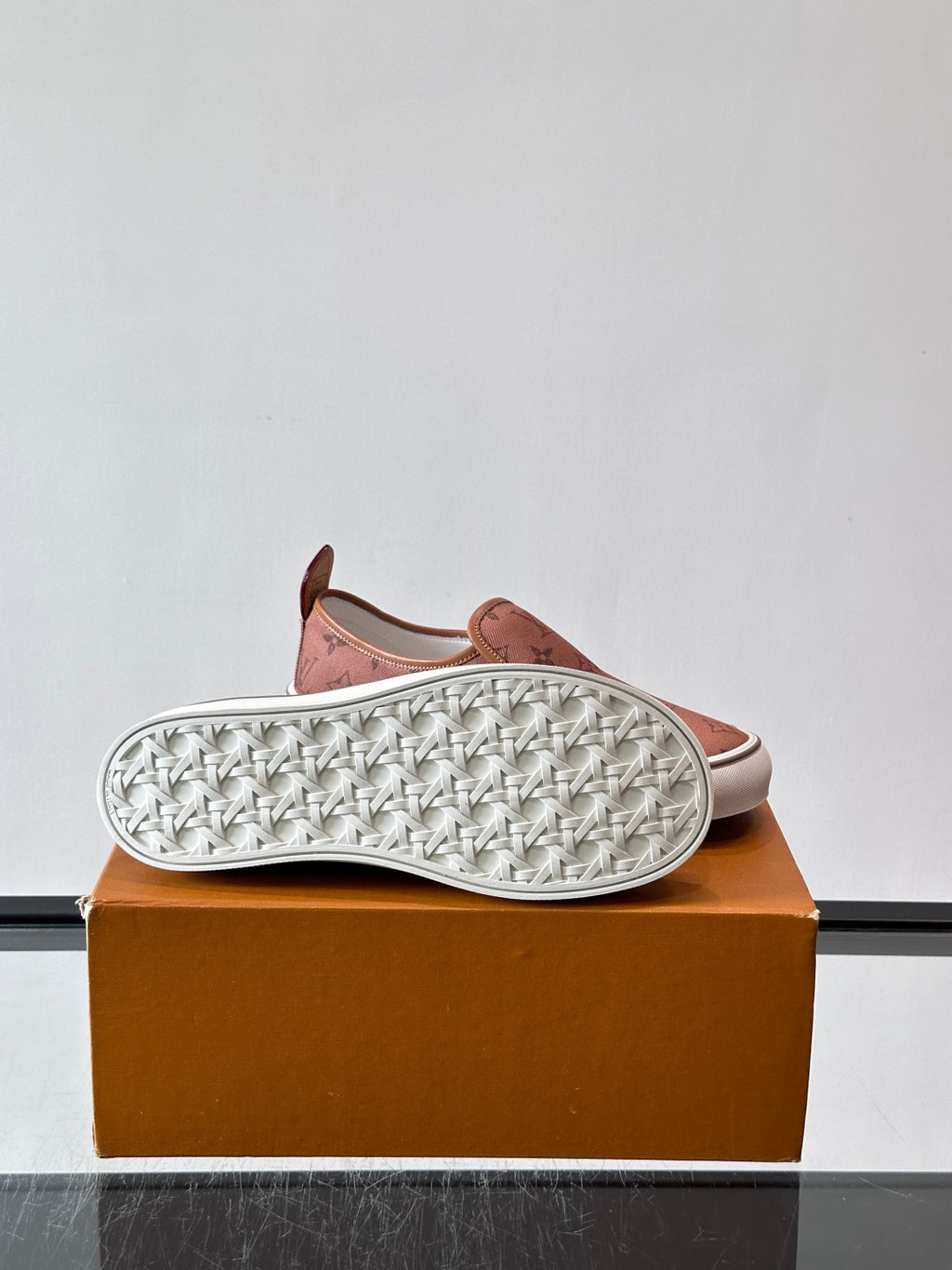 Сліпони з текстилю Louis Vuitton × Vans