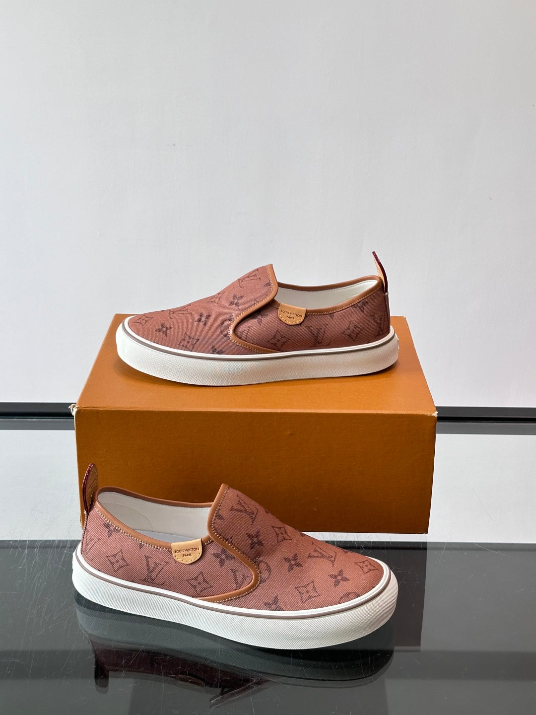 Сліпони з текстилю Louis Vuitton × Vans