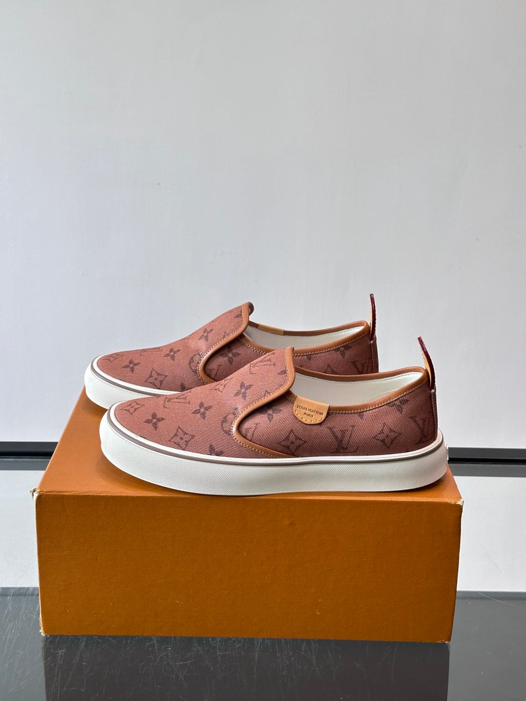 Сліпони з текстилю Louis Vuitton × Vans