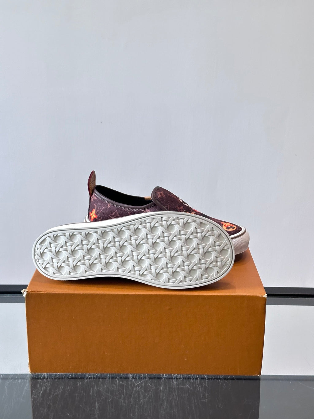 Сліпони з текстилю Louis Vuitton × Vans