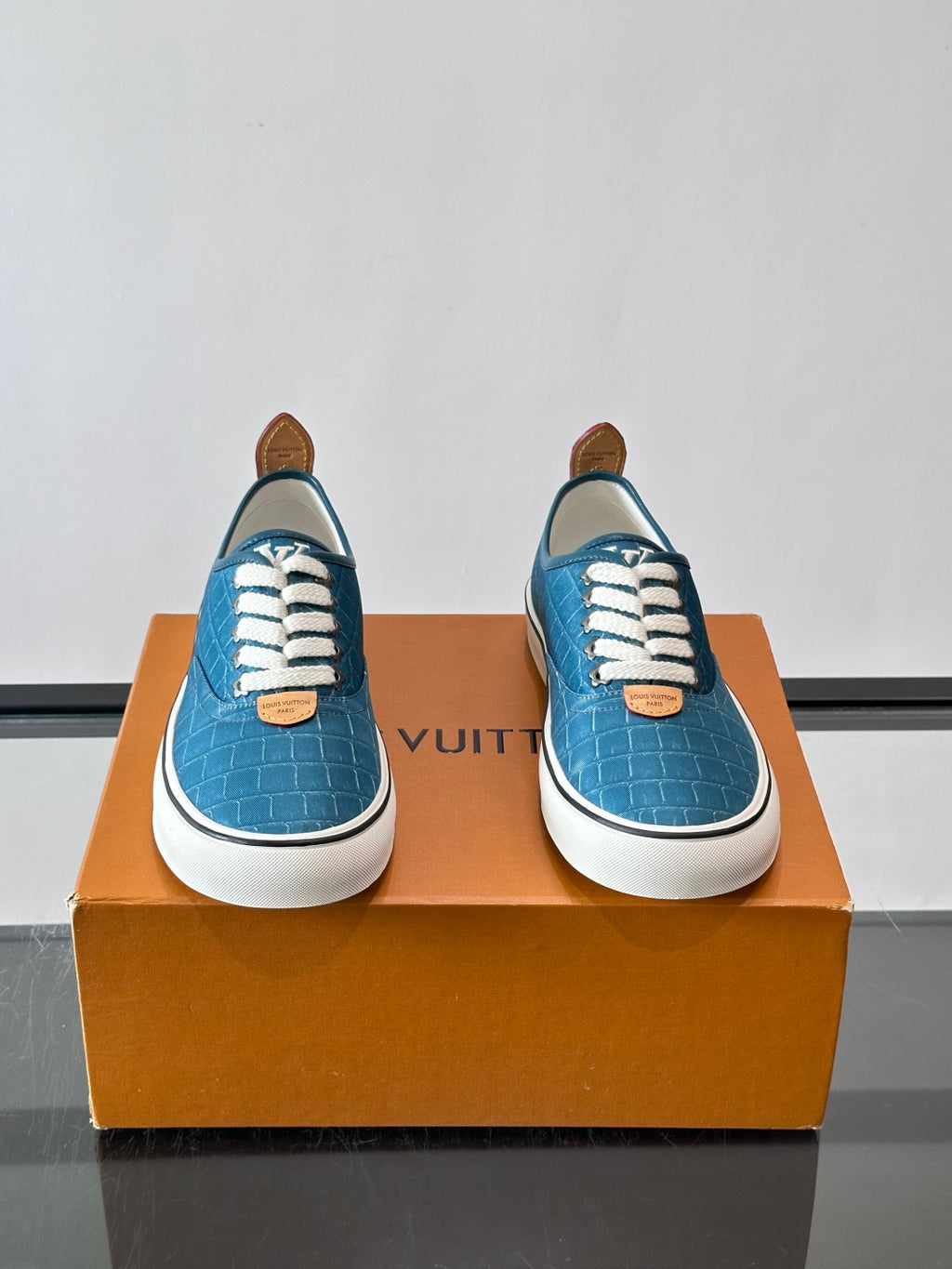 Кеди з натуральної шкіри та текстилю Louis Vuitton × Vans