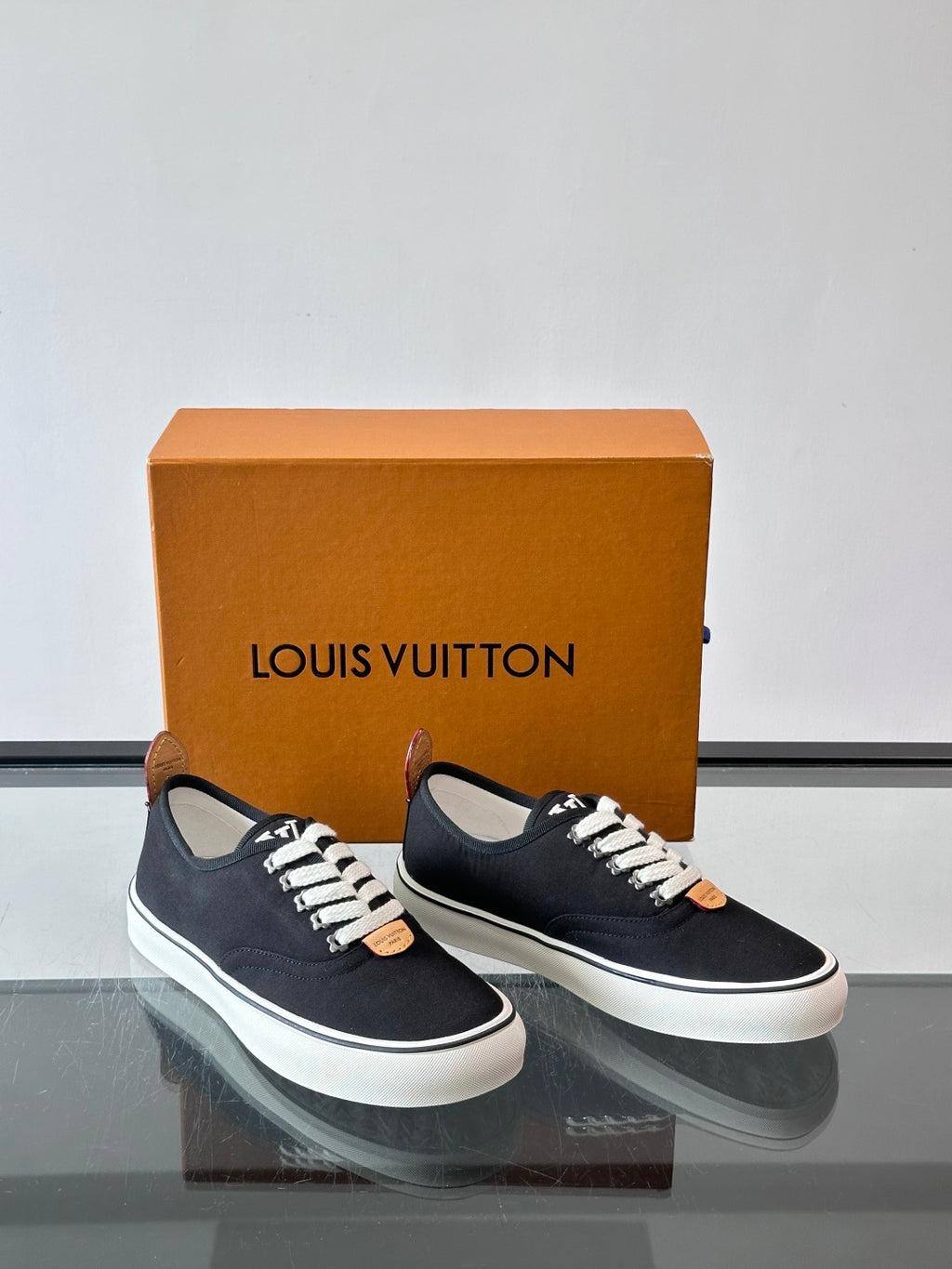 Кеди з натуральної шкіри та текстилю Louis Vuitton LAGOON
