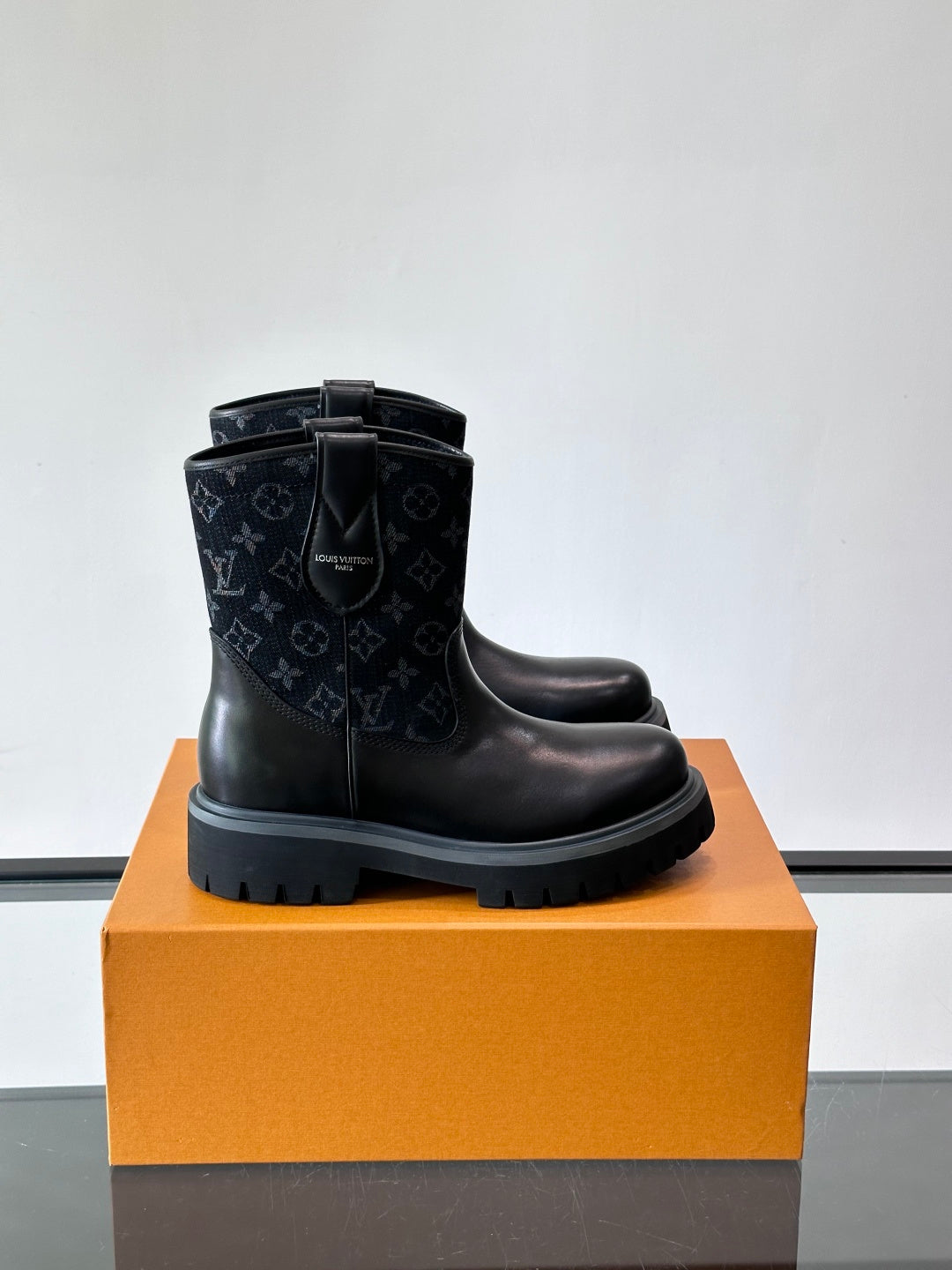 Черевики Louis Vuitton