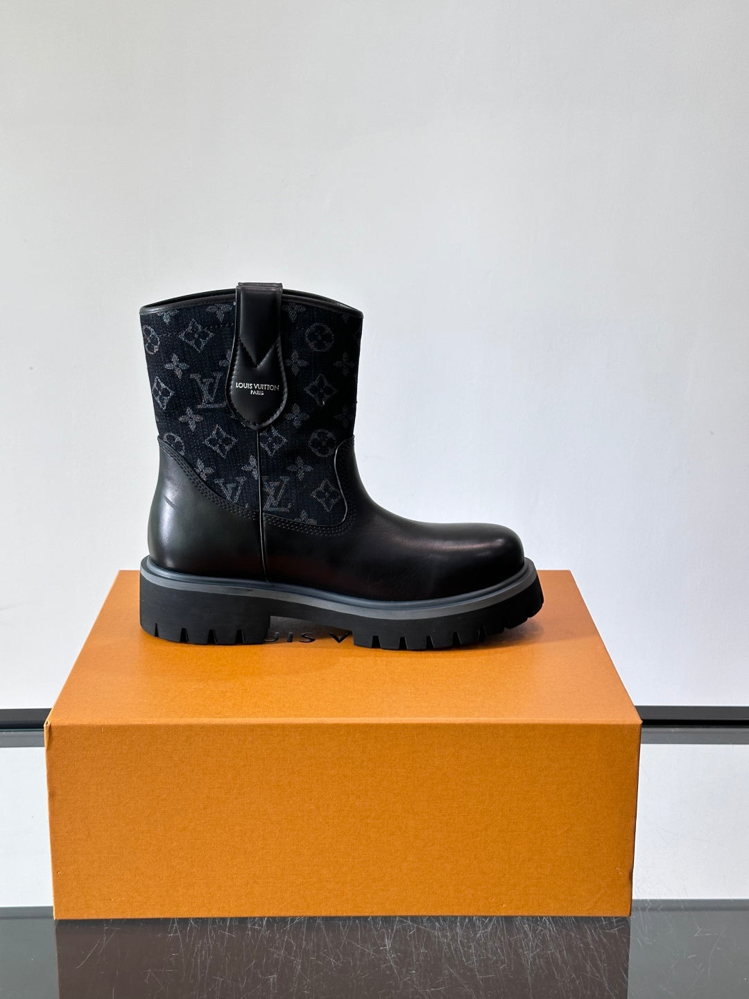 Черевики Louis Vuitton