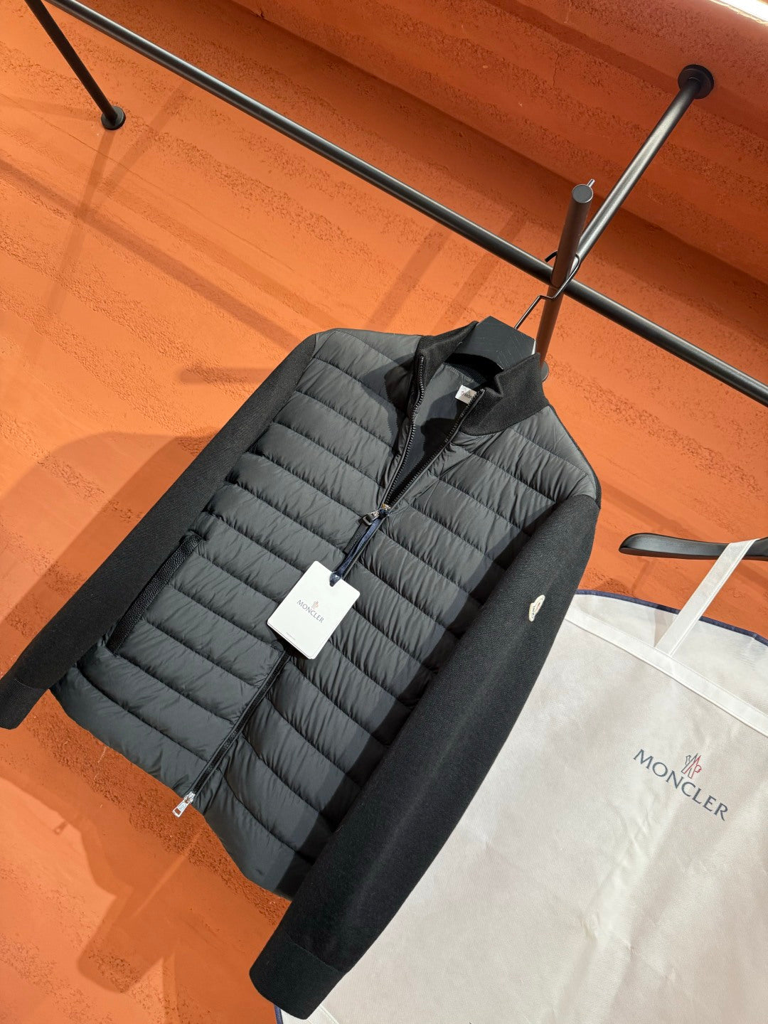 Пуховий жилет Moncler, чорний — фото 6