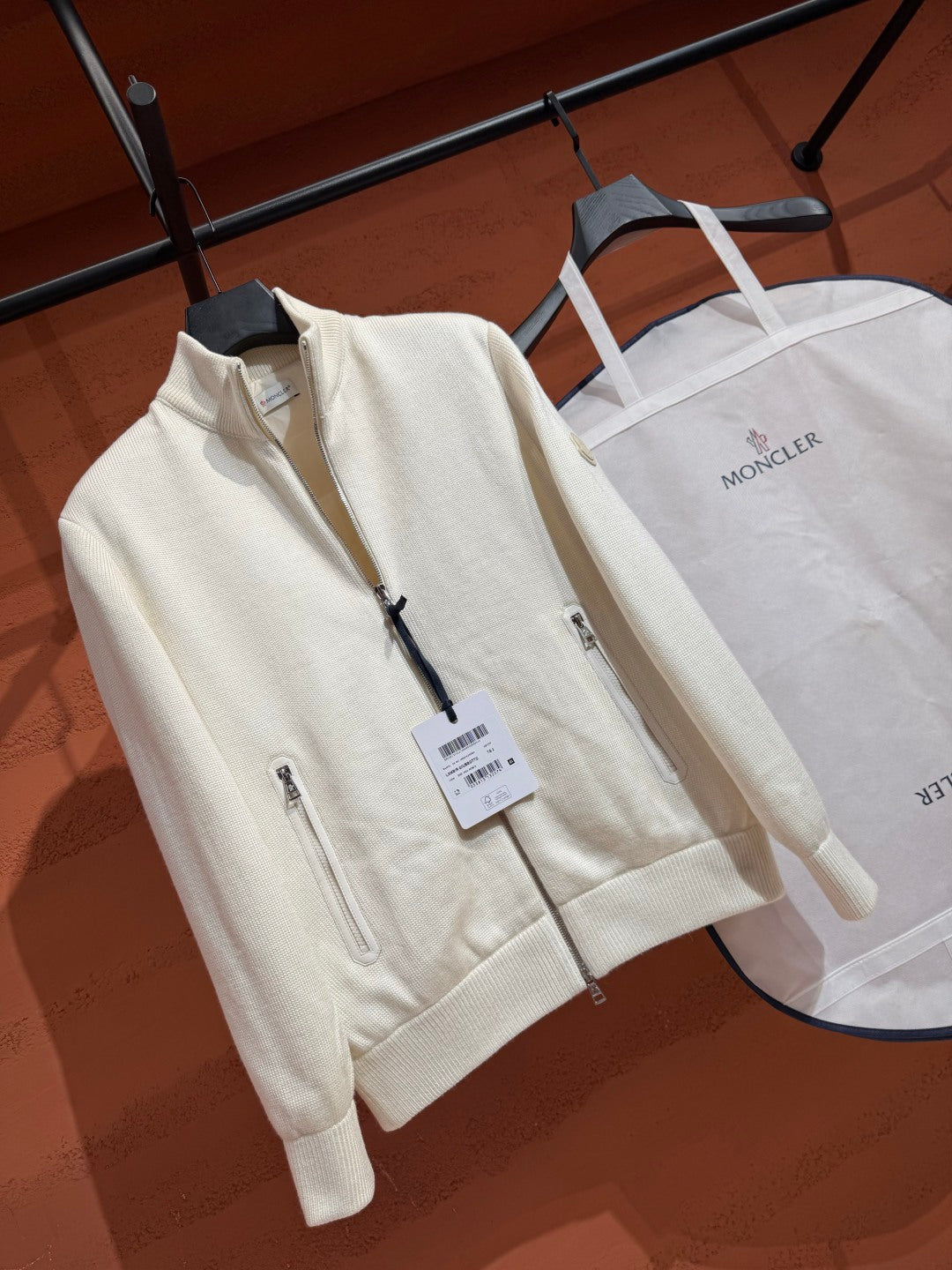 Легка пухова куртка Moncler, біла — фото 6
