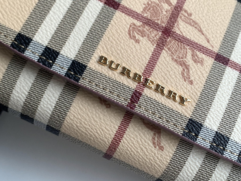 Гаманець Burberry Haymarket зі шкіри — фото 5