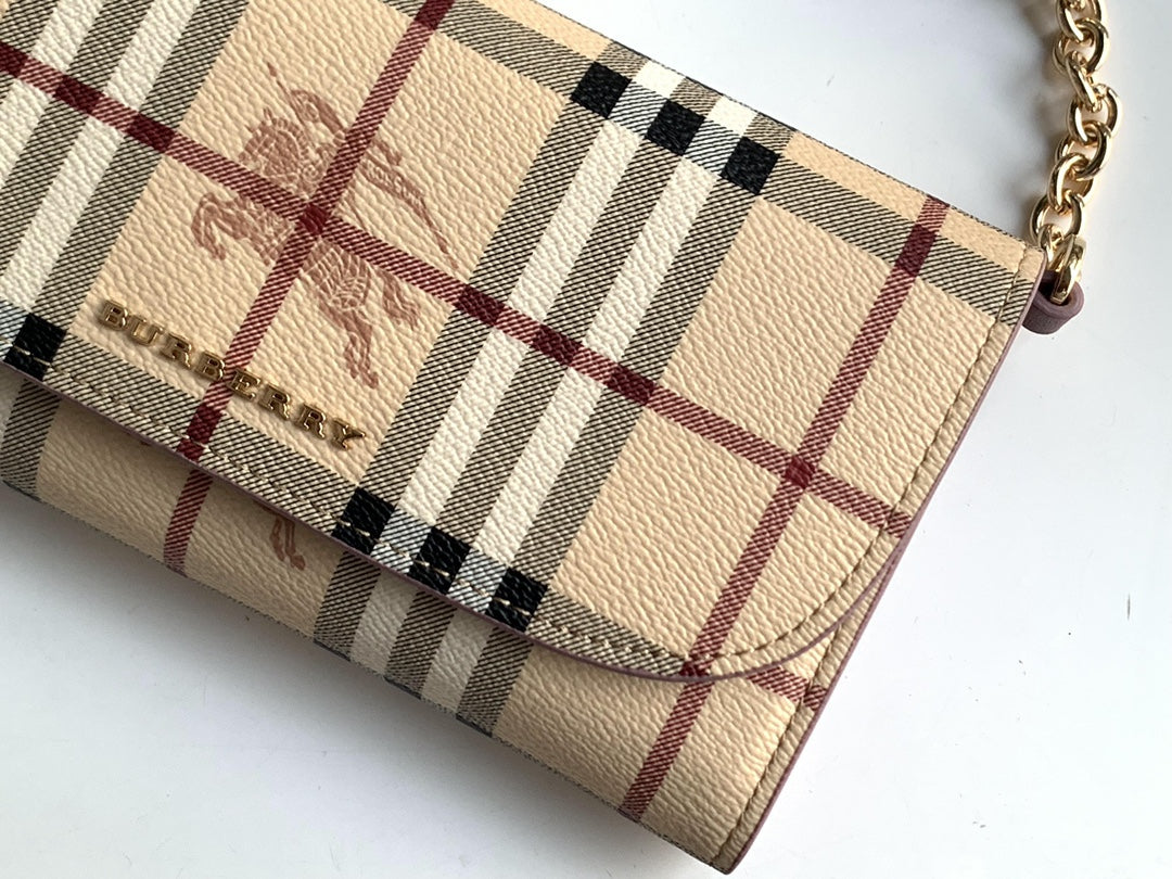 Гаманець Burberry Haymarket зі шкіри — фото 3