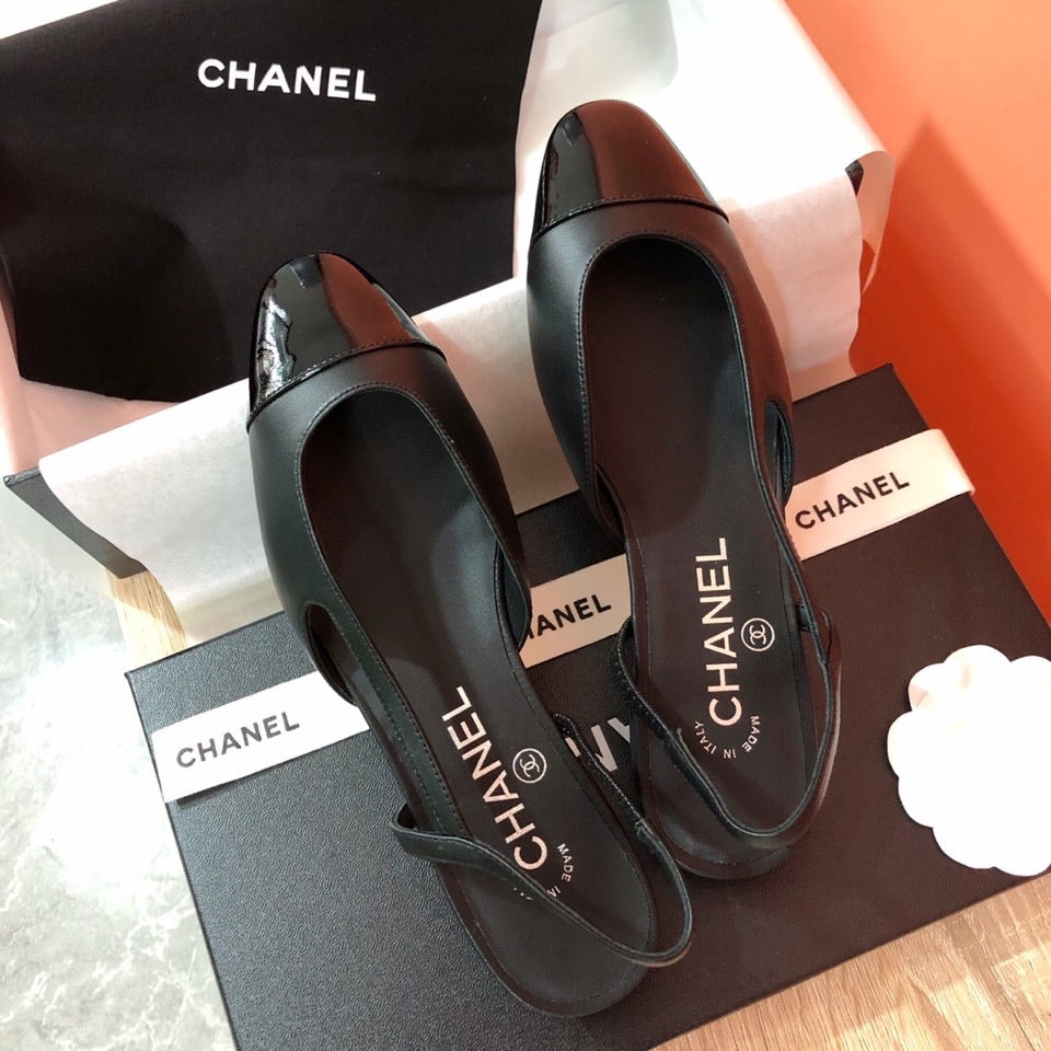 Жіночі зручні шкіряні сандалі Chanel