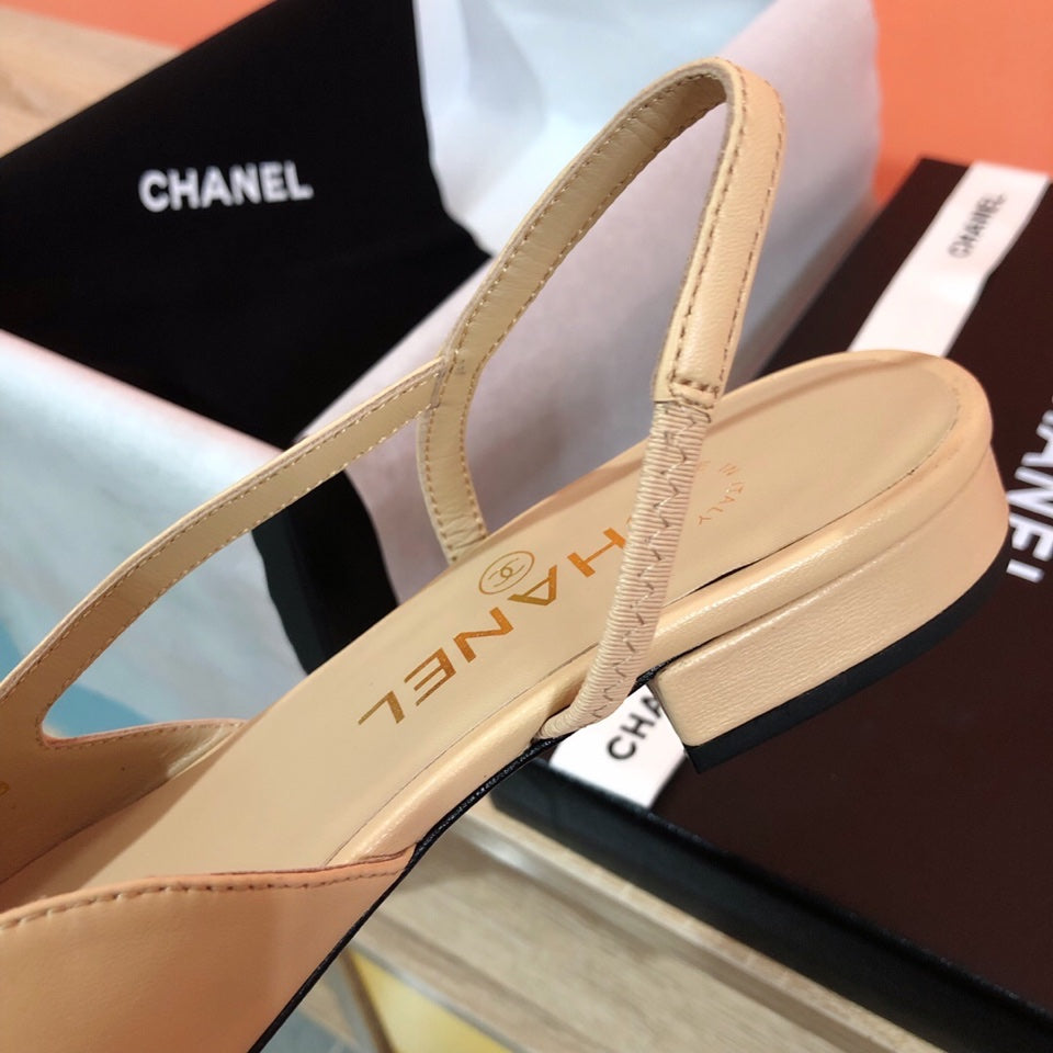 Жіночі зручні шкіряні сандалі Chanel