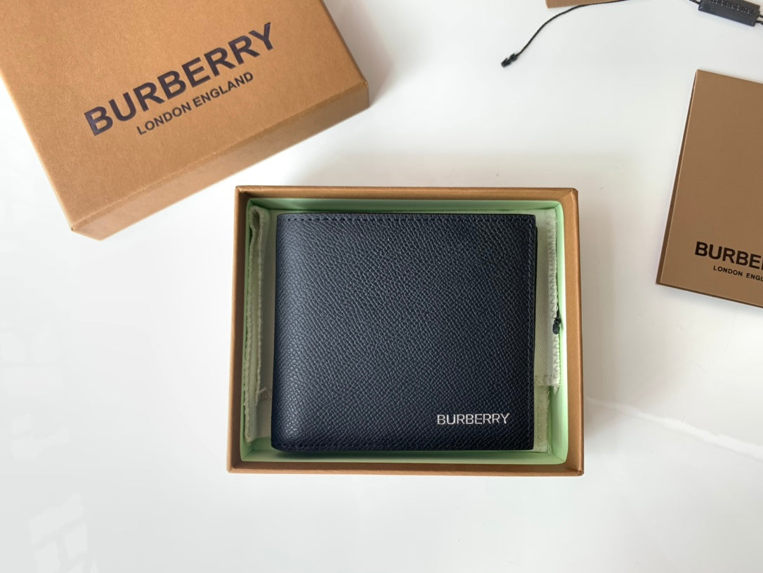 Гаманець Burberry із зернистої натуральної шкіри — фото 1