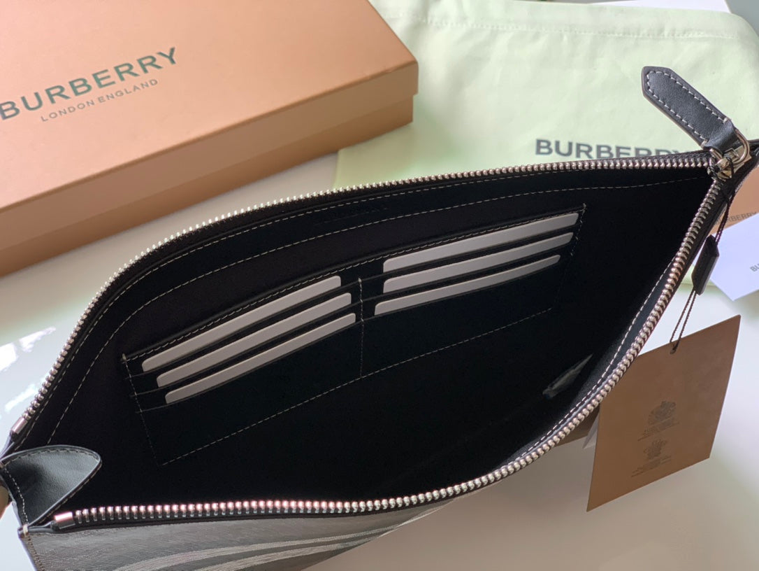 Клатч Burberry Vintage із зернистої натуральної шкіри — фото 8
