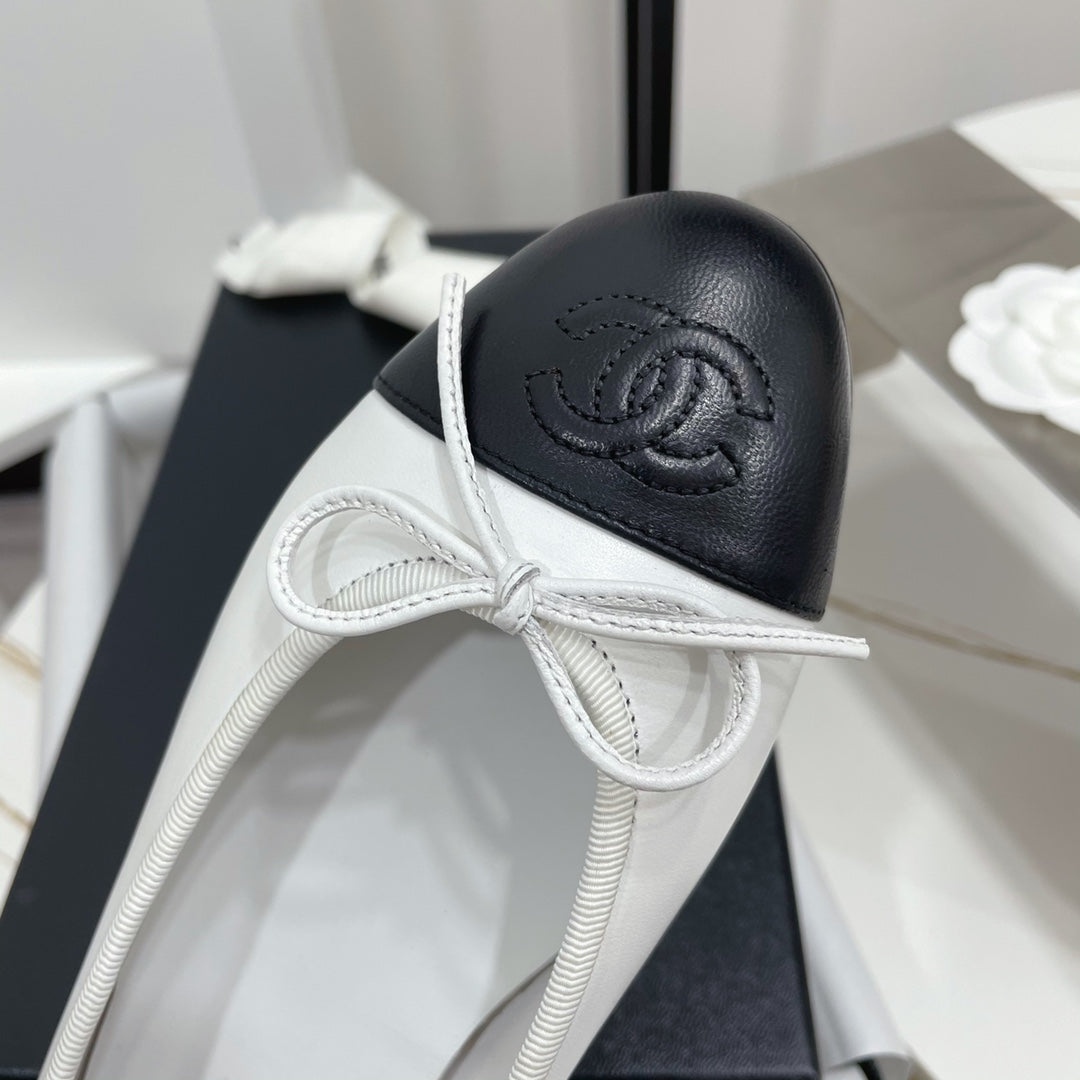Жіночі лаконічні шкіряні балетки Chanel Ballet рожеві