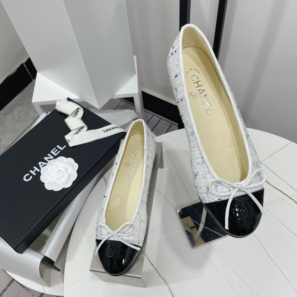 Жіночі лаконічні шкіряні балетки Chanel Ballet рожеві