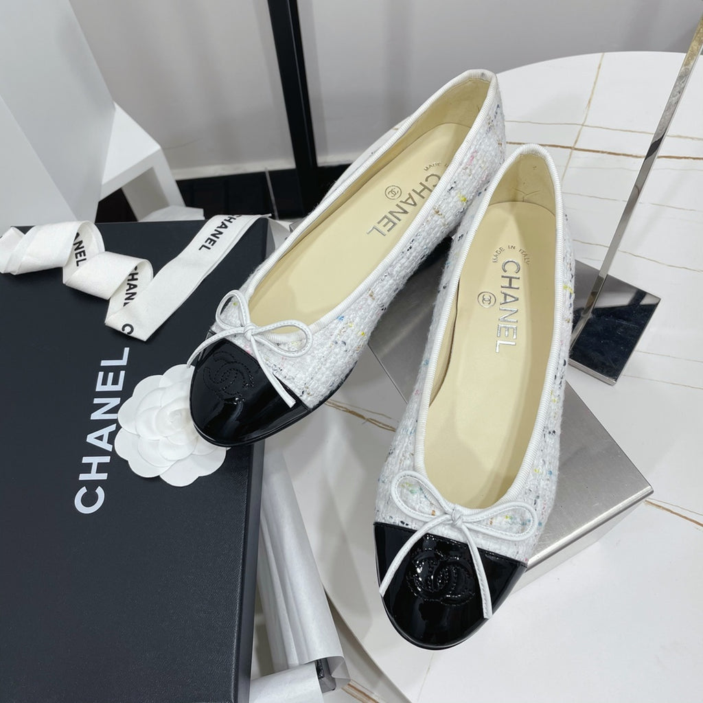 Жіночі лаконічні шкіряні балетки Chanel Ballet рожеві