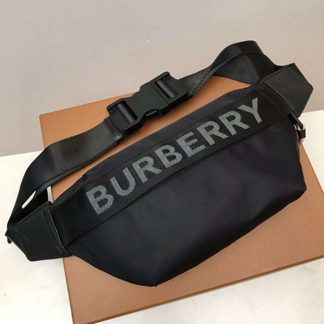 Поясна сумка Burberry з нейлону — фото 2