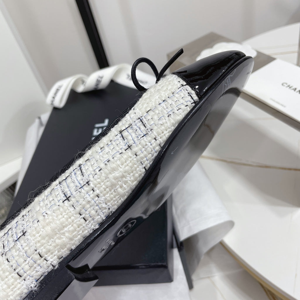 Жіночі лаконічні шкіряні балетки Chanel Ballet рожеві