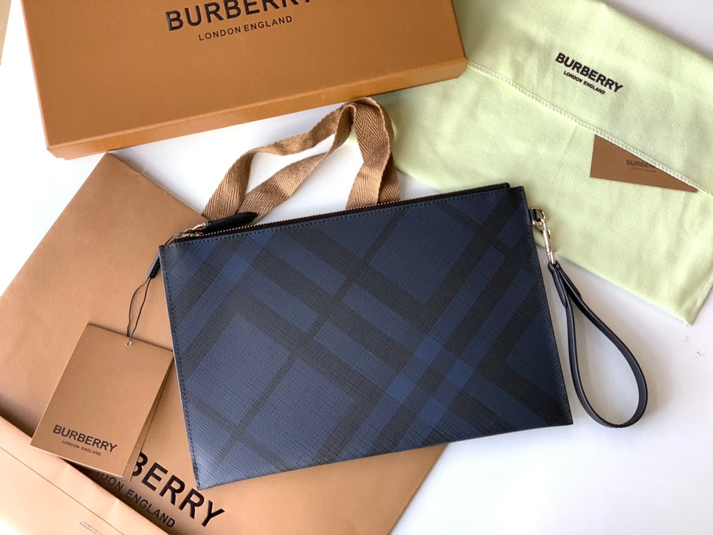 Клатч Burberry London із зернистої натуральної шкіри — фото 2