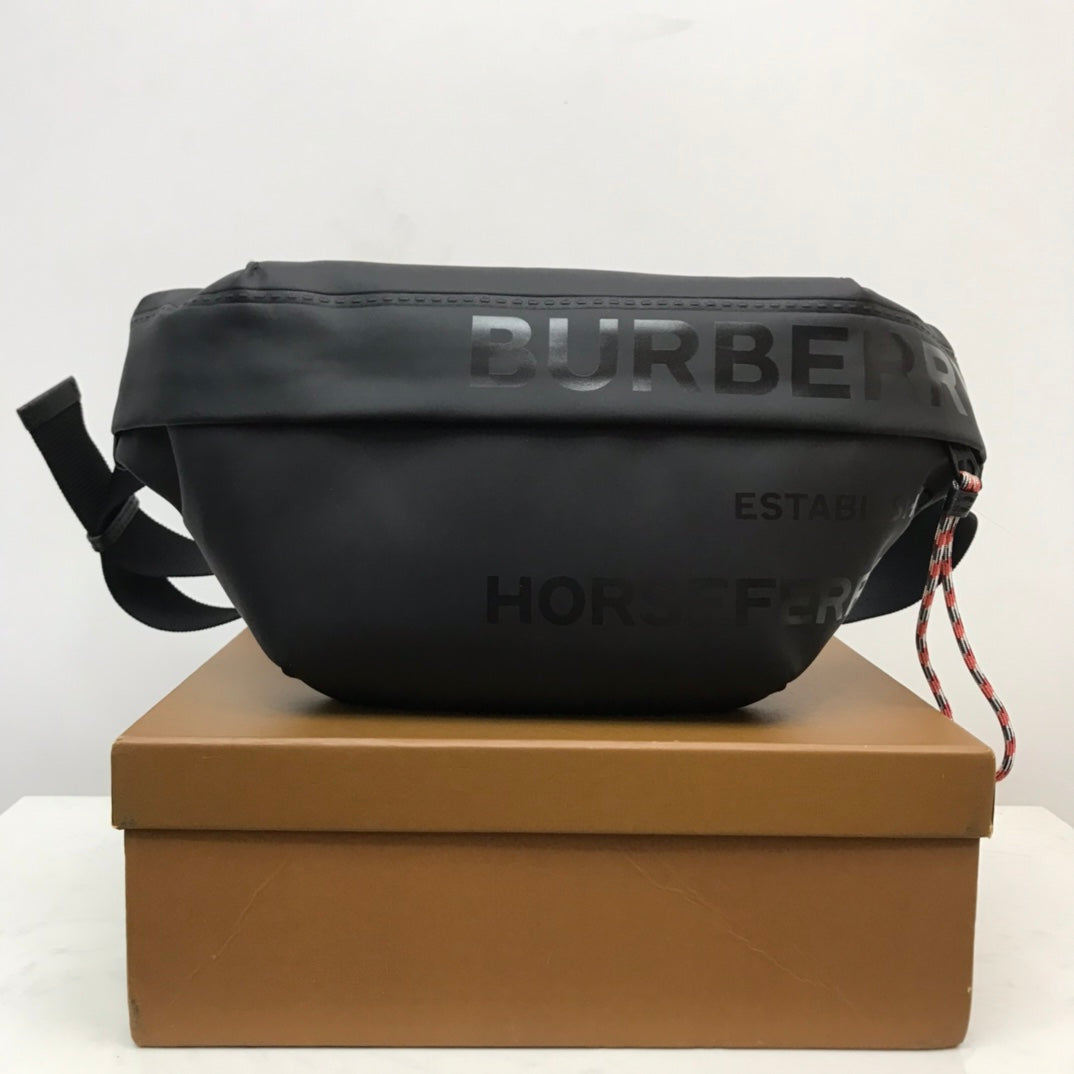 Поясна сумка Burberry Horseferry з текстилю — фото 1