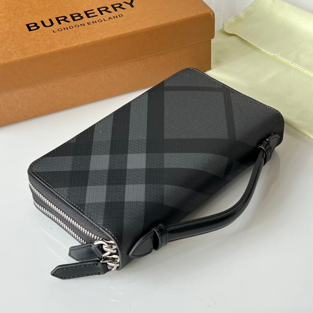 Аксесуар Burberry з натуральної шкіри — фото 3