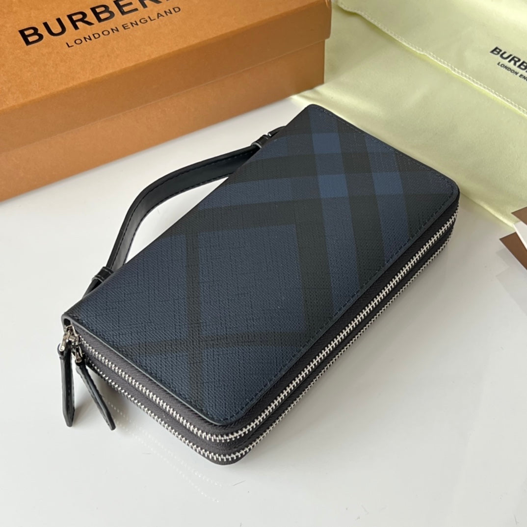 Аксесуар Burberry з натуральної шкіри — фото 3