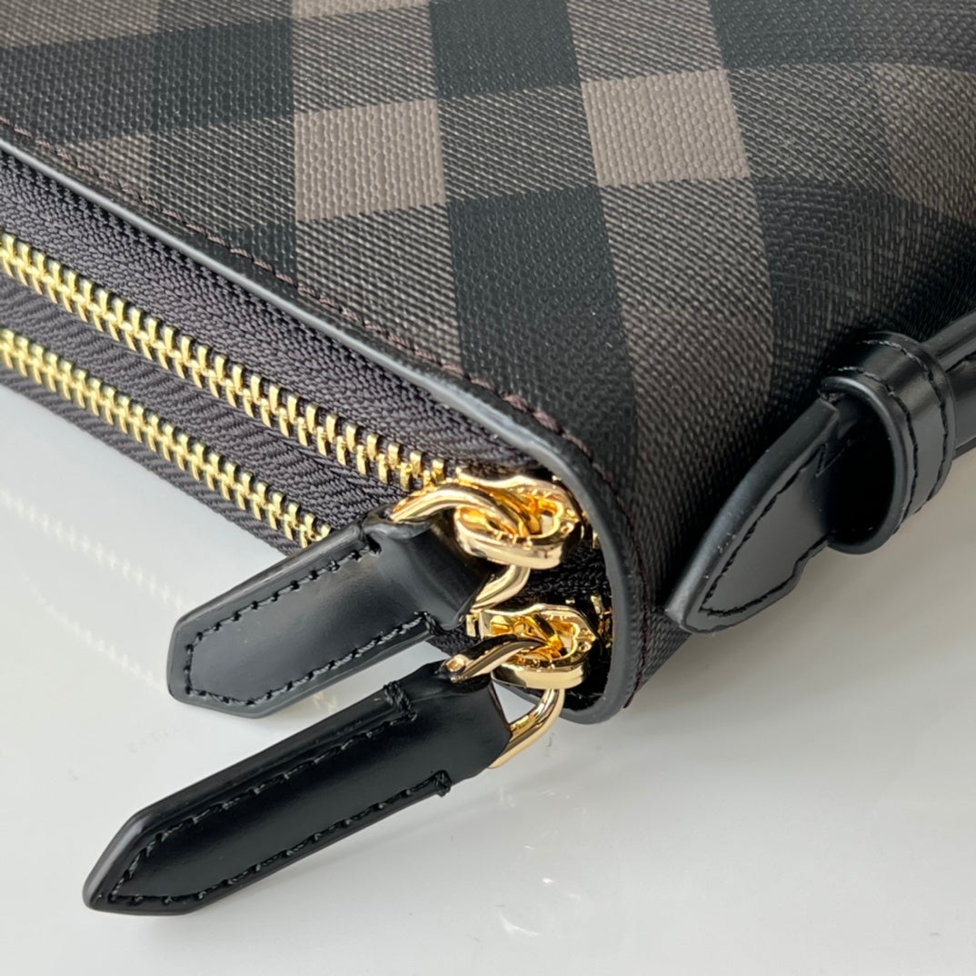 Аксесуар Burberry з натуральної шкіри — фото 5