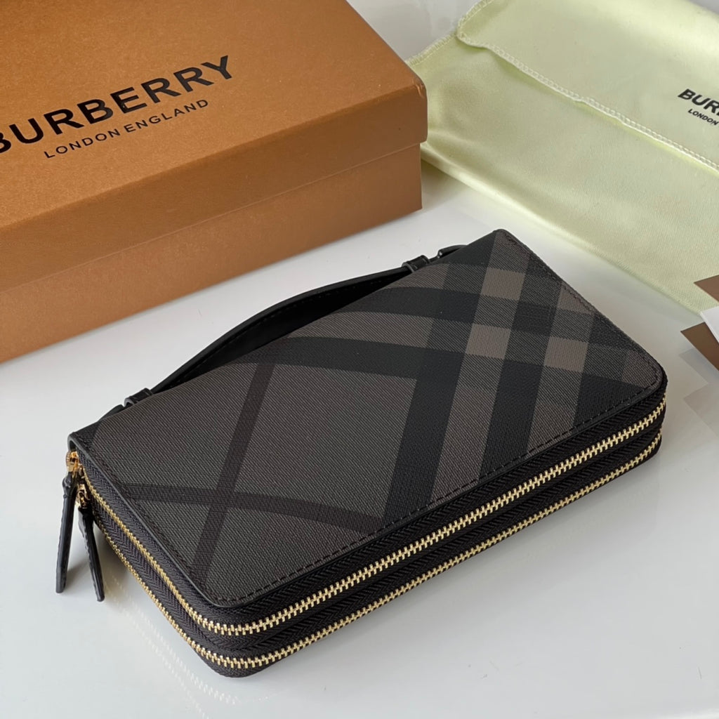 Аксесуар Burberry з натуральної шкіри — фото 3