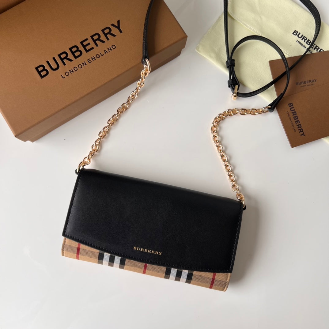 Гаманець на ланцюжку Burberry Horseferry зі шкіри — фото 2