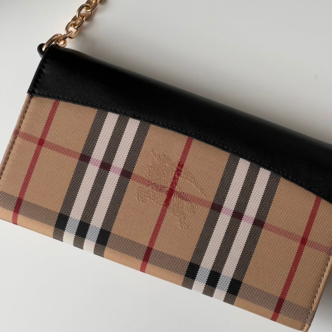 Гаманець на ланцюжку Burberry Horseferry зі шкіри — фото 4