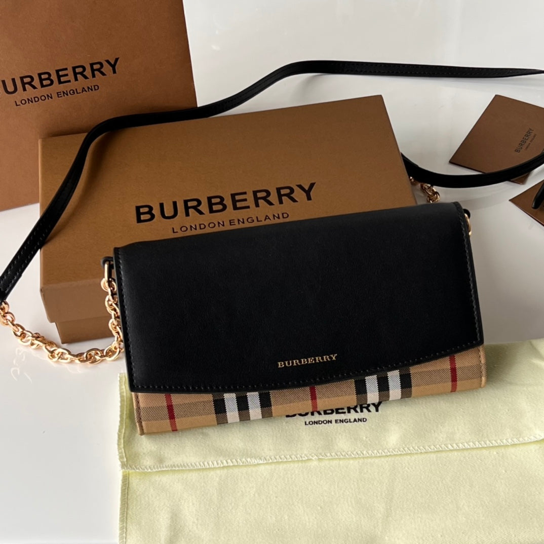 Гаманець на ланцюжку Burberry Horseferry зі шкіри — фото 1
