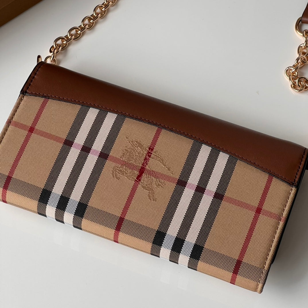 Гаманець на ланцюжку Burberry Horseferry зі шкіри — фото 4