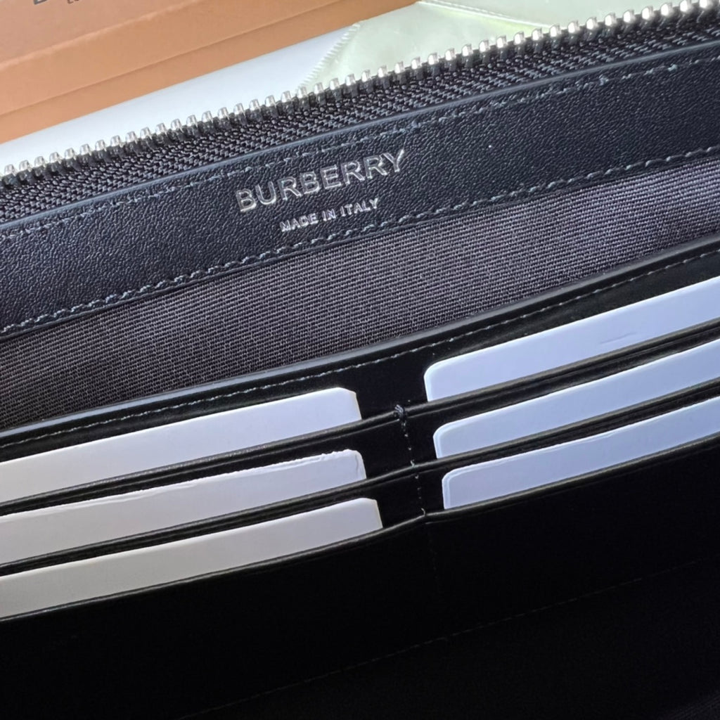 Клатч Burberry із зернистої натуральної шкіри — фото 8