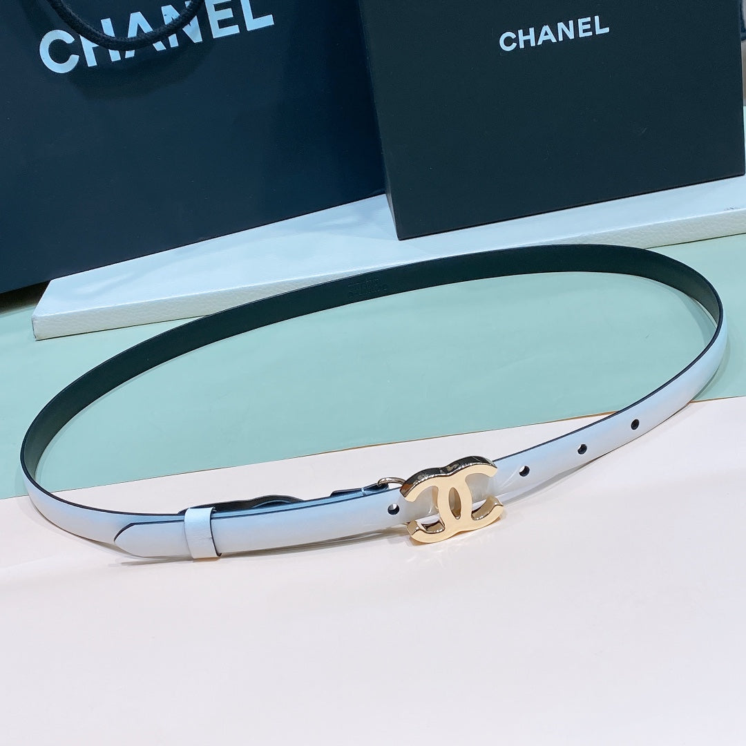 Ремінь Chanel з натуральної телячої шкіри