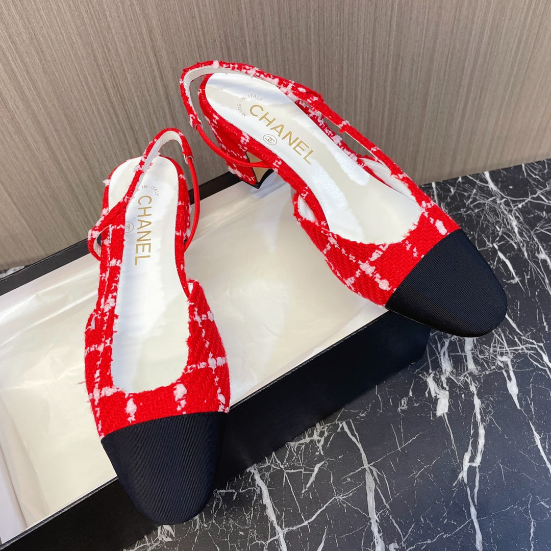 Жіночі зручні шкіряні сандалі Chanel