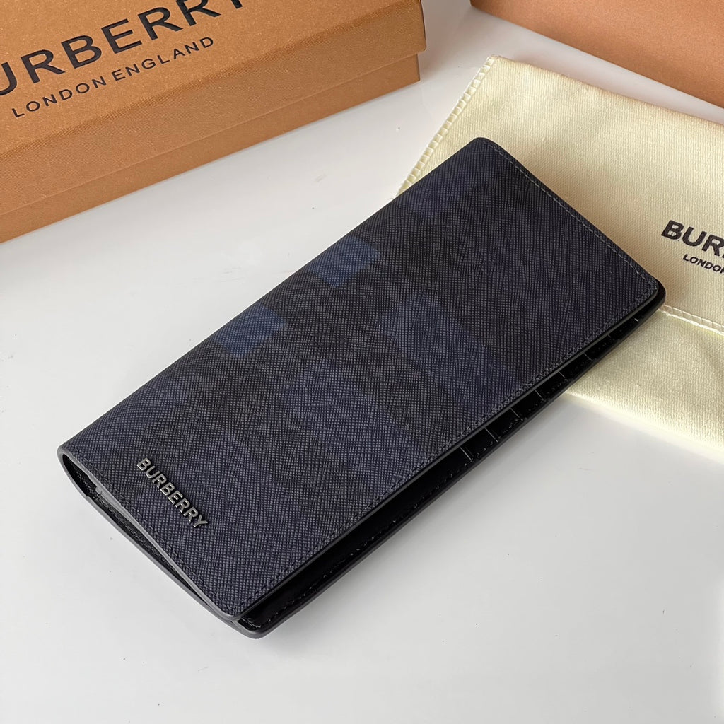 Гаманець Burberry London із зернистої натуральної шкіри — фото 3