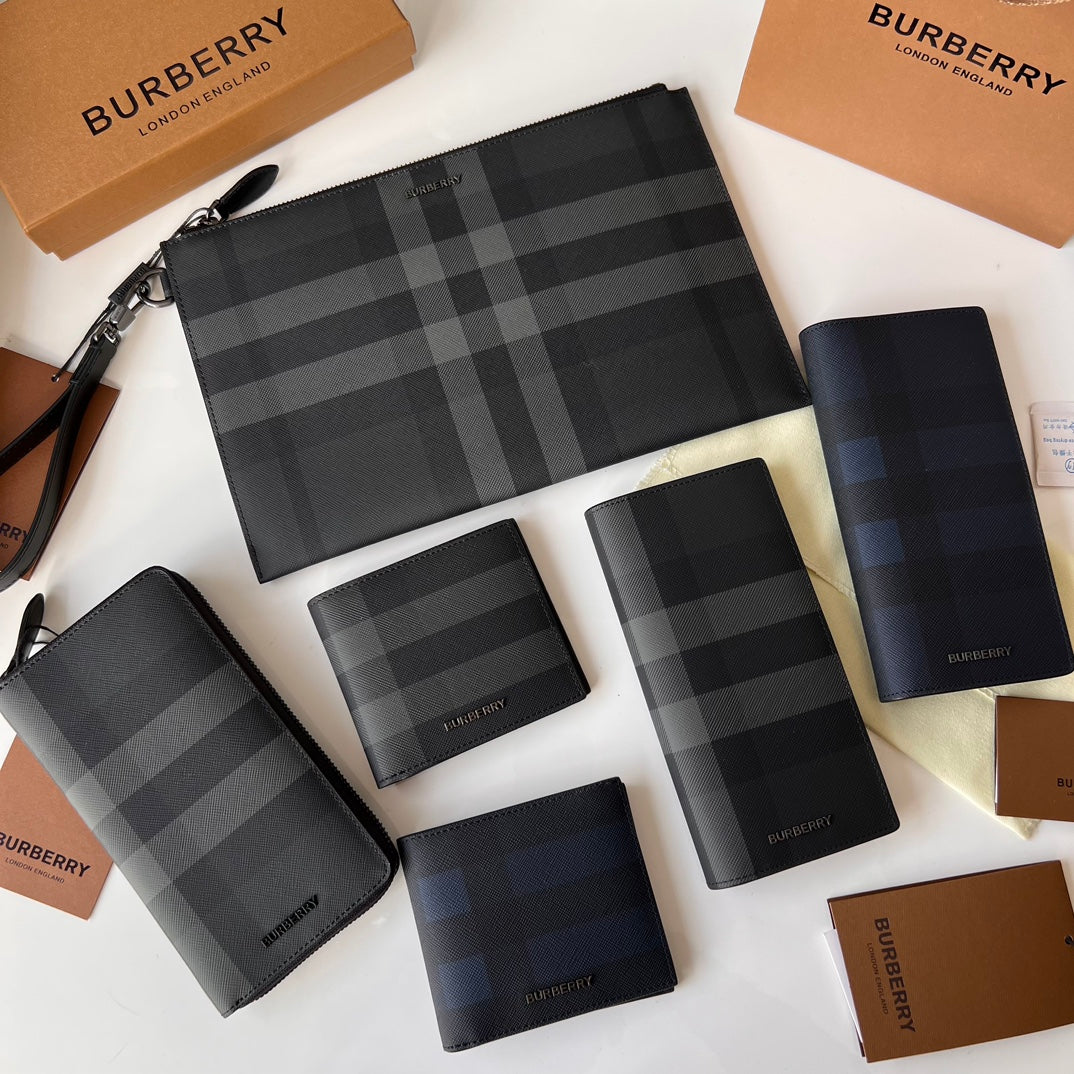 Клатч Burberry London із зернистої натуральної шкіри — фото 9