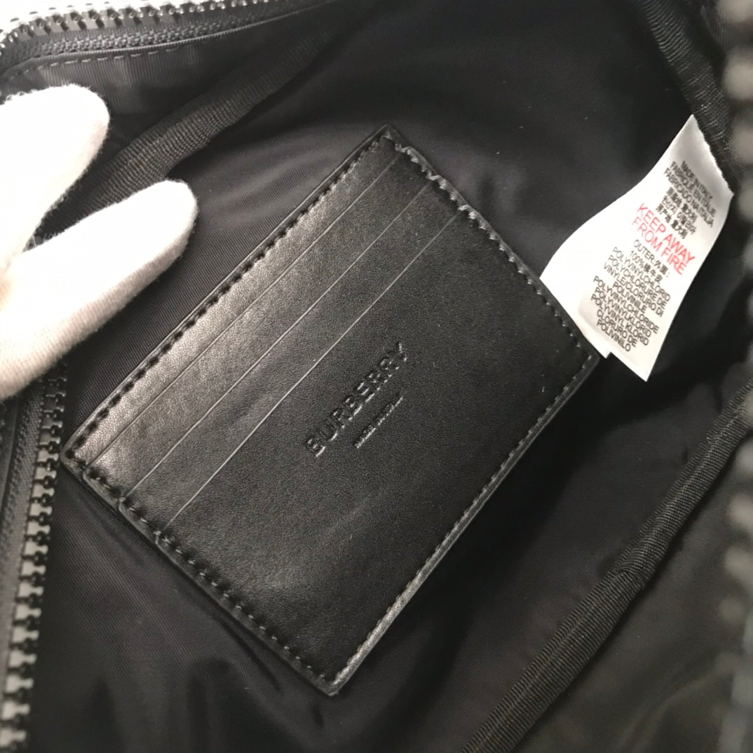 Сумка через плече Burberry із зернистої шкіри — фото 9
