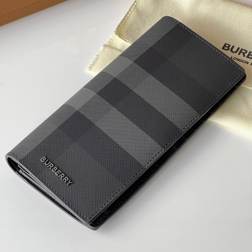 Гаманець Burberry London із зернистої натуральної шкіри — фото 3