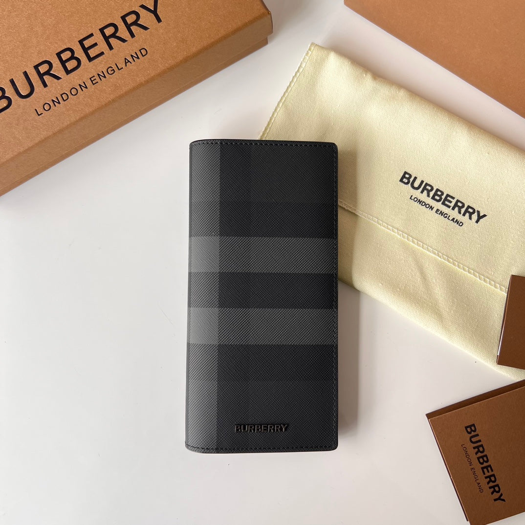 Гаманець Burberry London із зернистої натуральної шкіри — фото 2