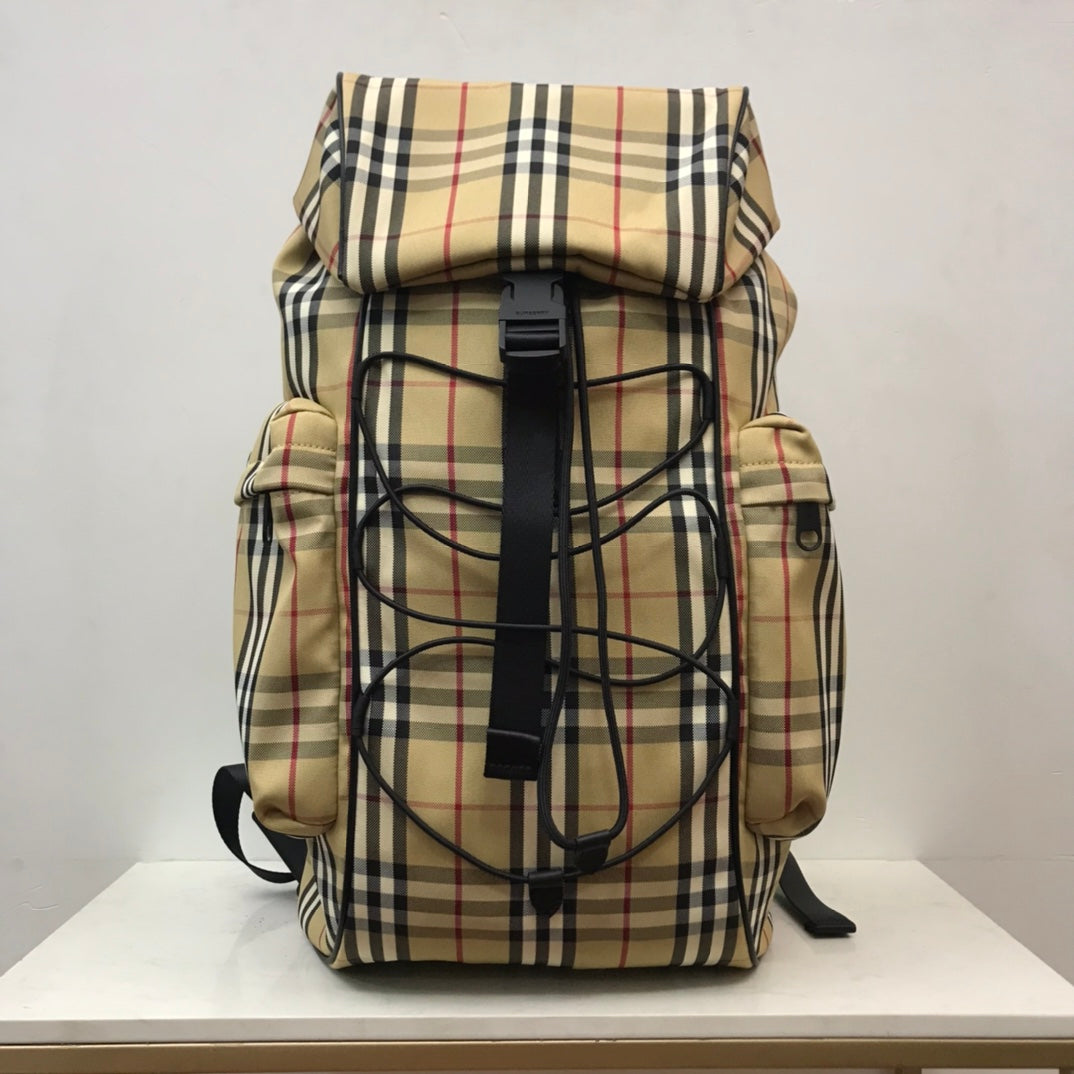 Сумка через плече Burberry — фото 1