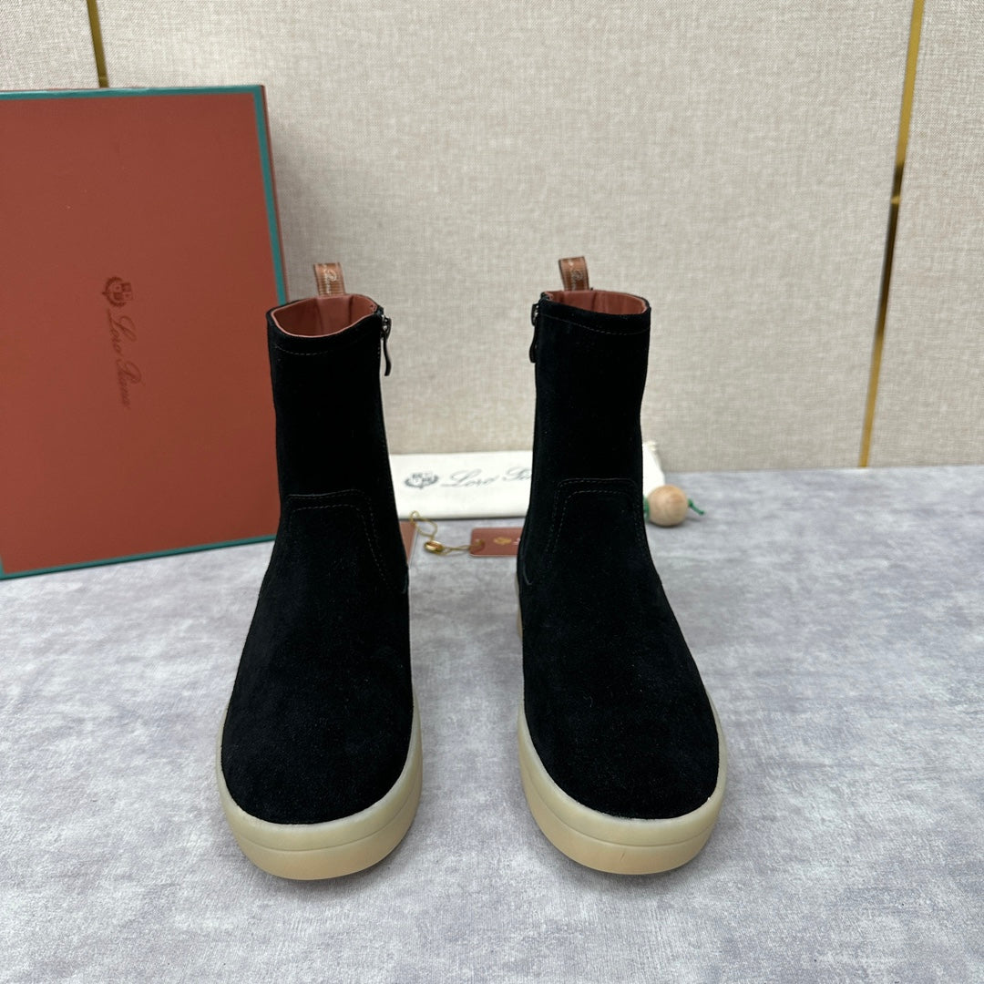 З нубуку утеплені черевики Loro Piana