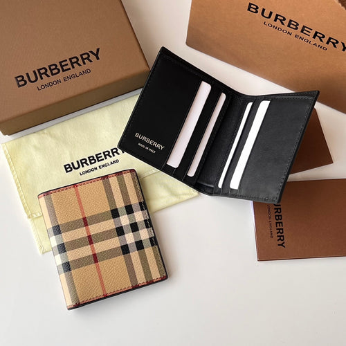 Аксесуар Burberry з натуральної шкіри — фото 1